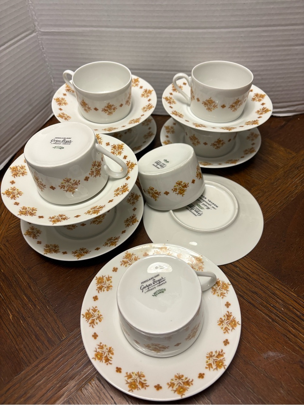 Limoges White Tea Cup & Saucer Set with Gold Floral Accents set x 4 cup/saucer.